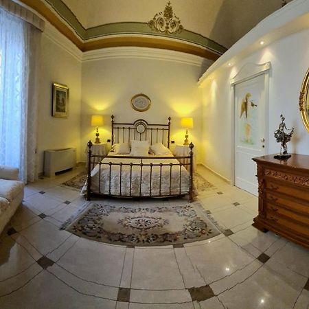 Bellini Garden Suite คาตาเนีย ภายนอก รูปภาพ