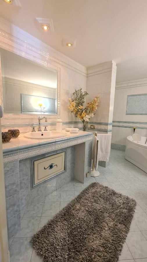 Bellini Garden Suite คาตาเนีย ภายนอก รูปภาพ