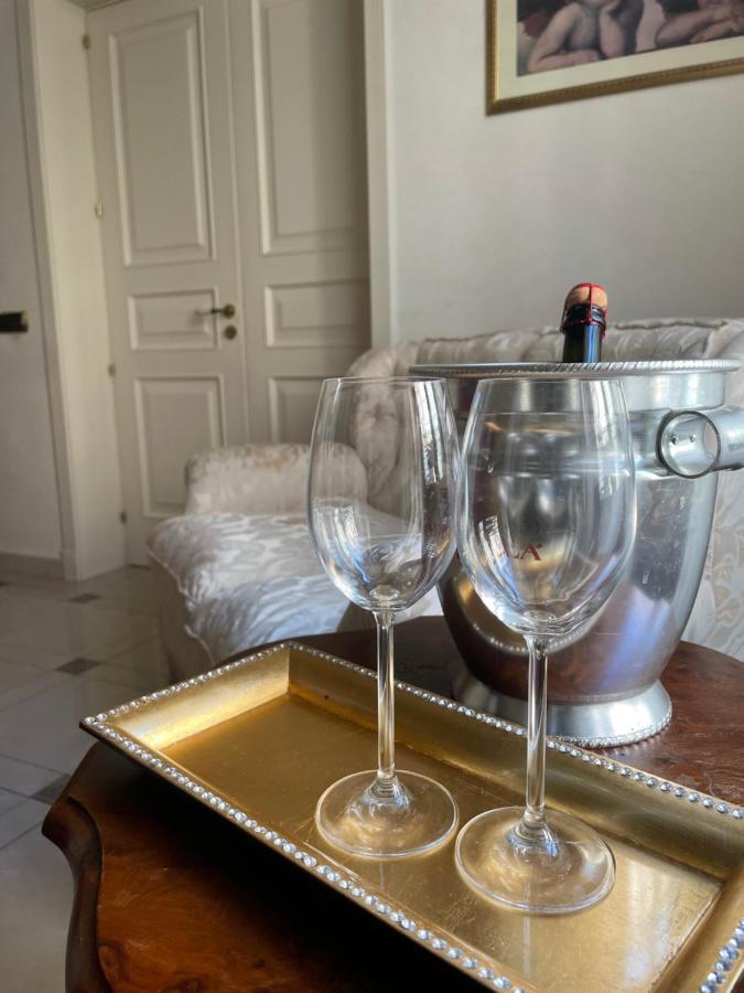 Bellini Garden Suite คาตาเนีย ภายนอก รูปภาพ
